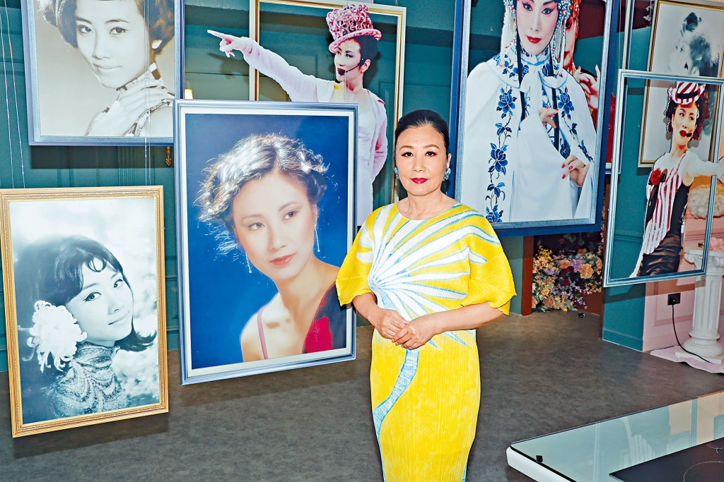 鄭少秋大女自殺身亡，阿姐指自己睇報紙得悉消息，暫時不會打擾秋官。