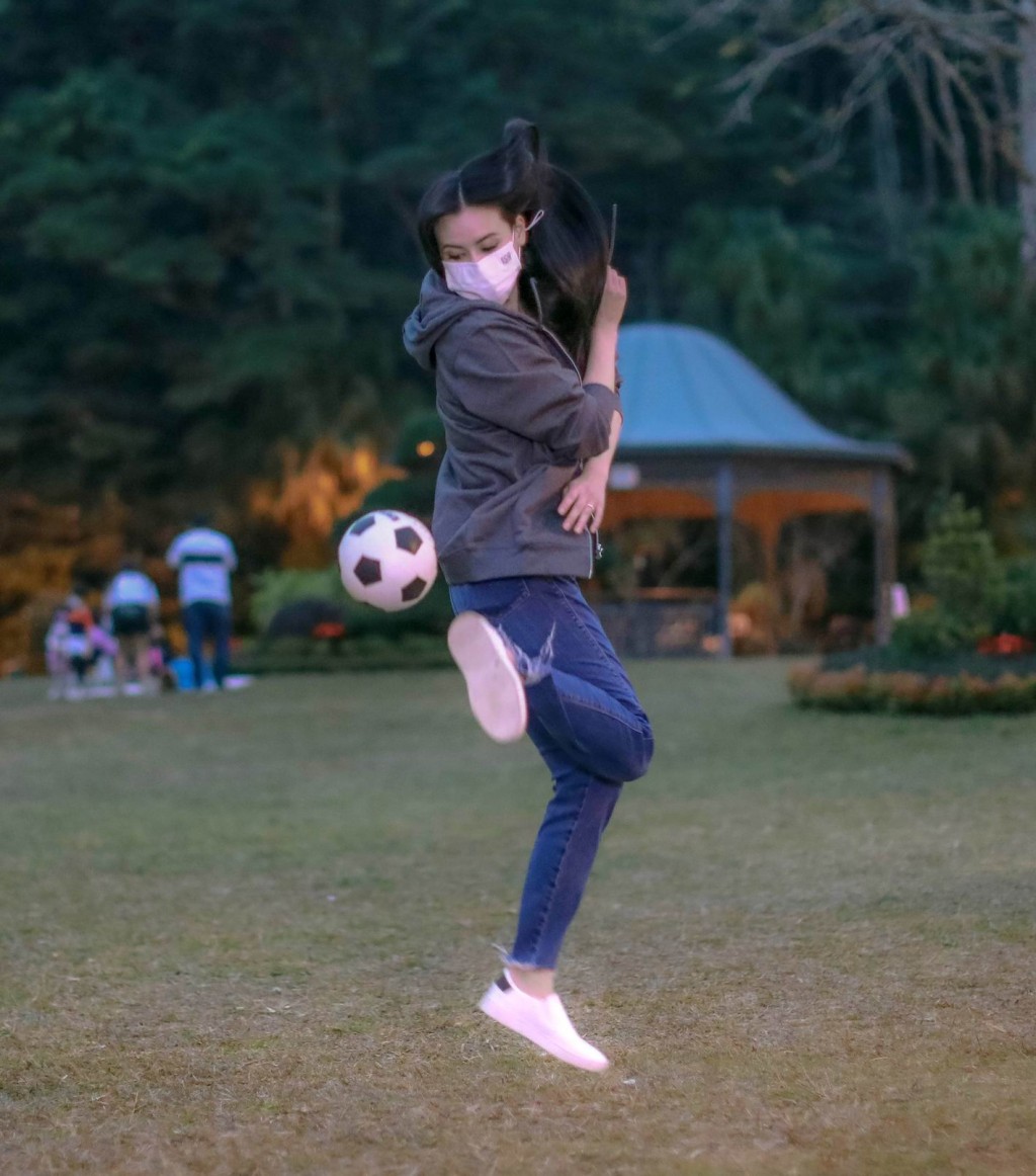 何林恬兒呼籲每人都為地球做多一步。