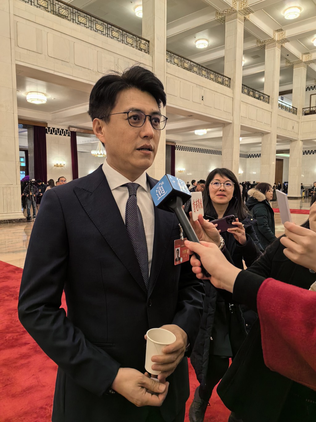影視明星靳東表示：會考慮多跟香港方面進行影視合作。　張言天攝