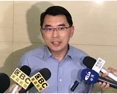 楊世光指事件因太陽花運動所致。網圖