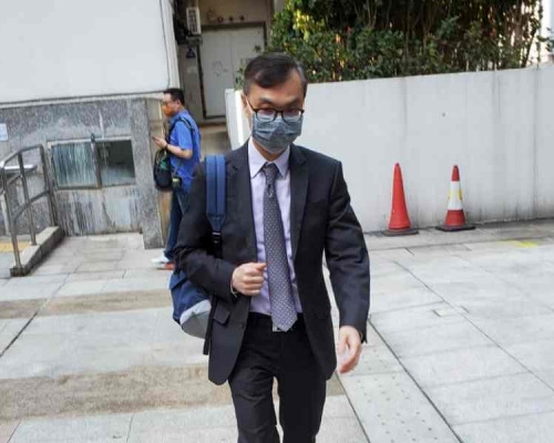 蔡達英指回憶在商交所工作很痛苦。