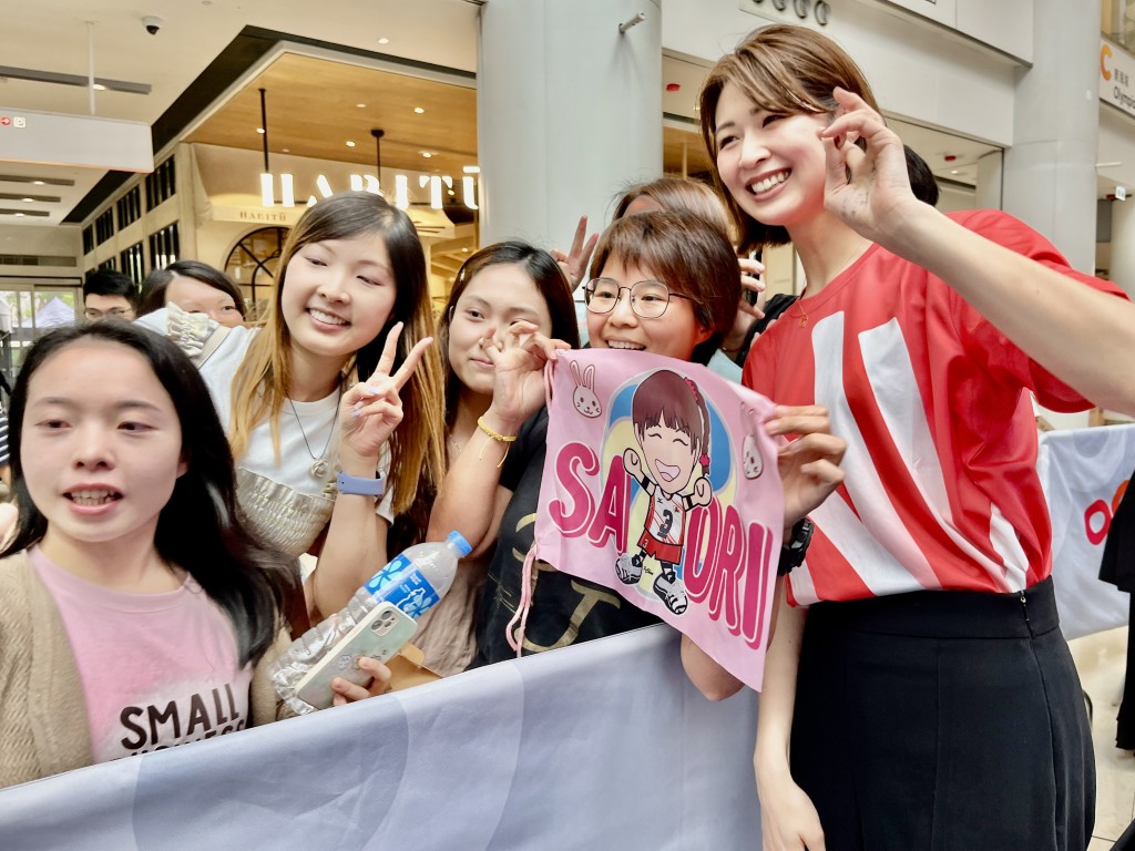 木村沙織有大批粉絲支持。徐嘉華攝 木村沙織有大批粉絲支持。徐嘉華攝