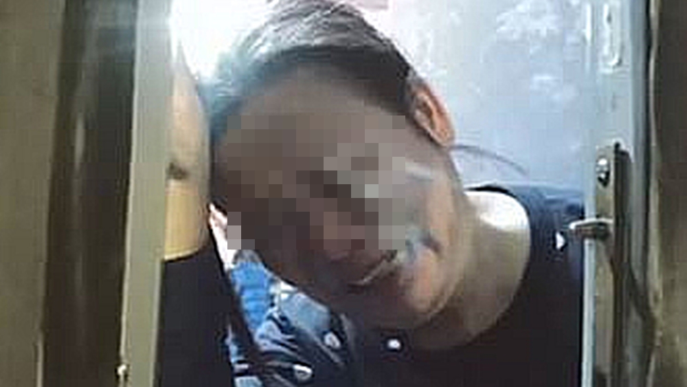 疑兇妻子悲從中來,不斷自責:「如果我喺屋企就無事囉!」