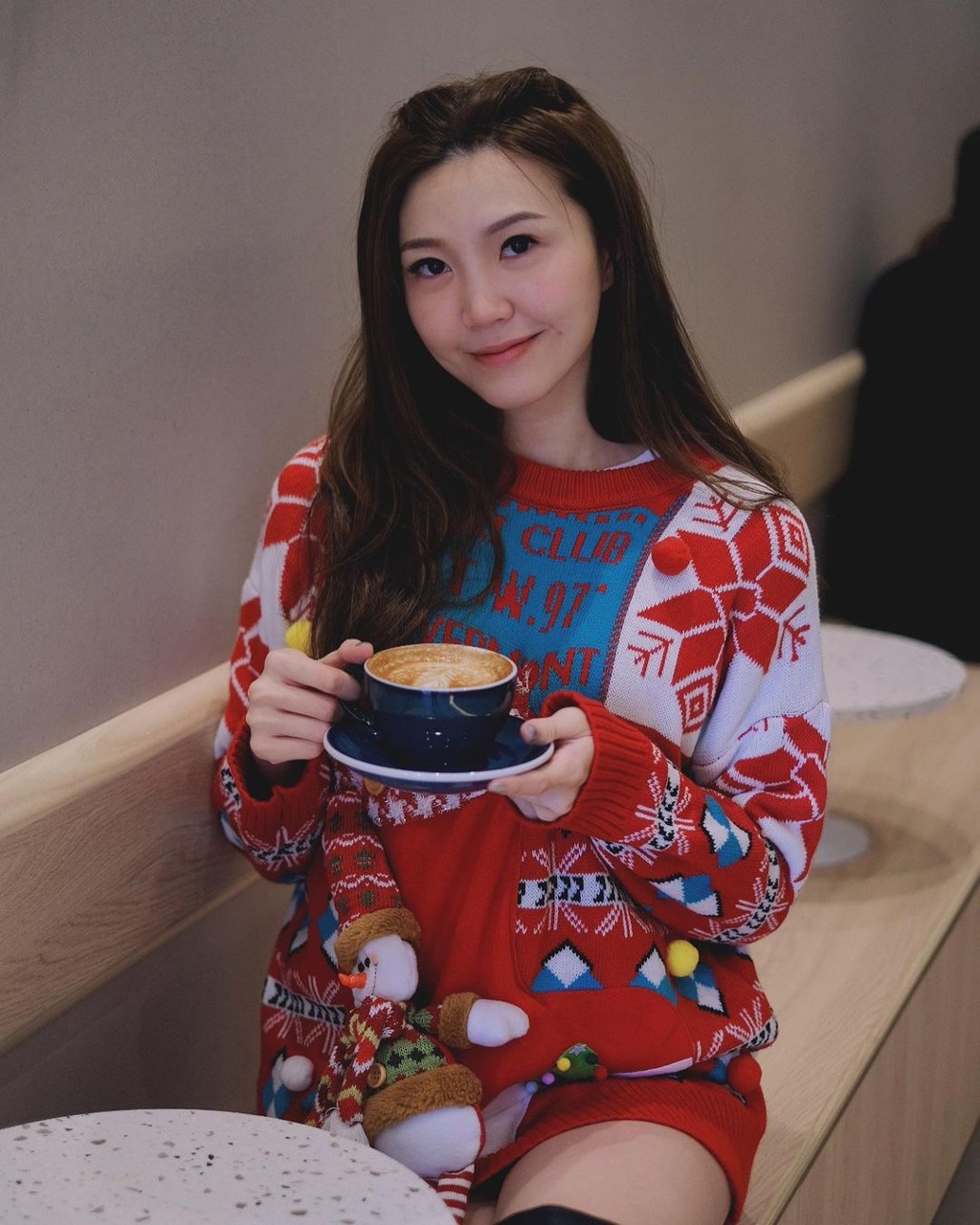 吴若希，一身可爱风圣诞装束。