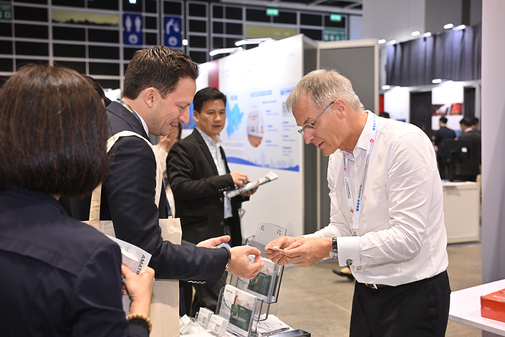 各大企業均可透過亞洲知識產權營商論壇探索商貿新機遇及合作機會。 各大企業均可透過亞洲知識產權營商論壇探索商貿新機遇及合作機會。