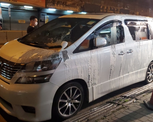 5車被人用起漆水淋潑。
