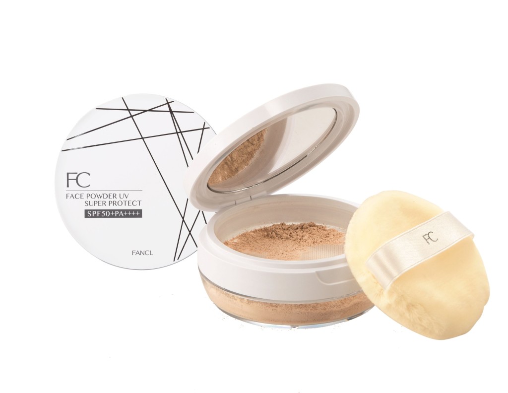 Fancl限量版強效防曬蜜粉SPF50+・PA++++/$270(粉盒連蜜粉附粉撲),加入護膚成分,保濕且具防禦紫外光的外來刺激功效,另「清爽吸油粉末」能吸附容易氧化的多餘油脂,令肌膚保持清爽。