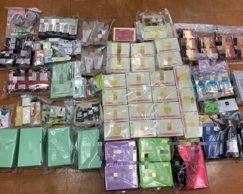 警方檢獲大批證物。圖:警方提供