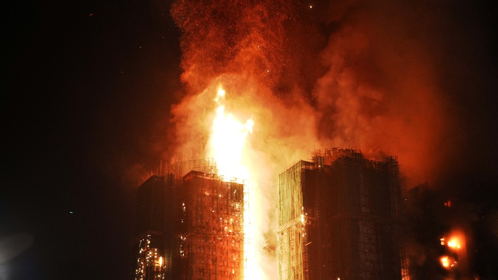 大埔宏福苑五級火釀成至少128人死亡，83人受傷，有維修工程工友於意外中不幸罹難。