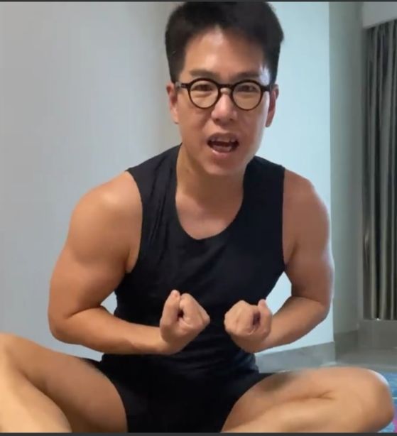 仲有埋手瓜同線條。