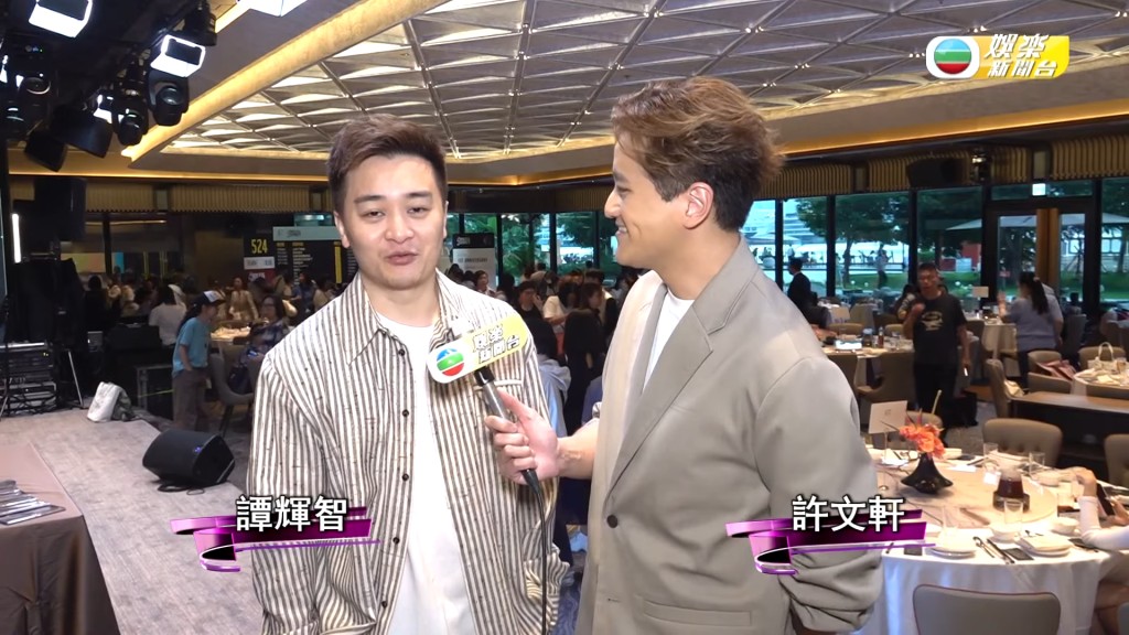 譚輝智接受TVB娛樂新聞台主持許文軒訪問時，被問到有指狄波拉「變心」，他回應說：「其實一直都冇咩移情別戀。」