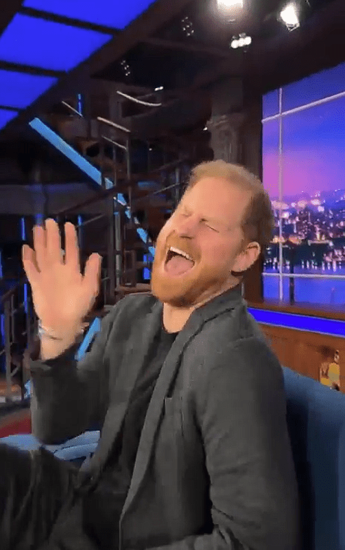 有人認為哈里親切搞笑，也有人批評他損害皇室和自己的形象。Instagram@colbertlateshow