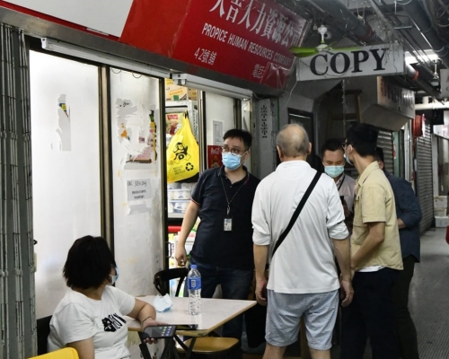 銅鑼灣一間印尼食品店遭撬門爆竊，失逾5萬財物。