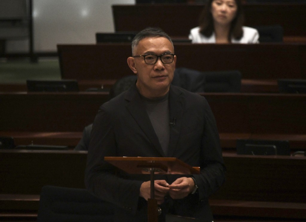 謝偉俊支持草案。 謝偉俊支持草案。