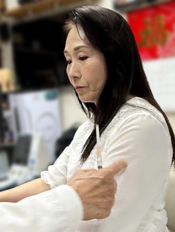 吳香倫接種RSV疫苗時面色只屬一般。 吳香倫接種RSV疫苗時面色只屬一般。