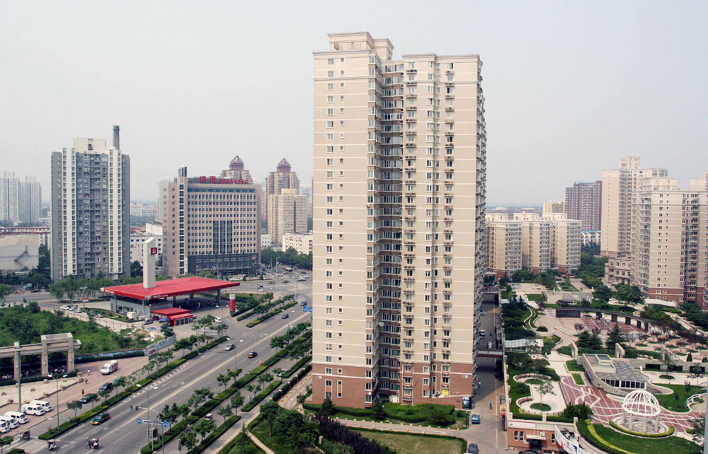 上海樓市新政策實施首日，新樓及二手房成交均明顯上升。