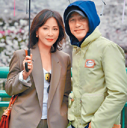 ■嘉玲与伟仔经常结伴游玩,十分写意。