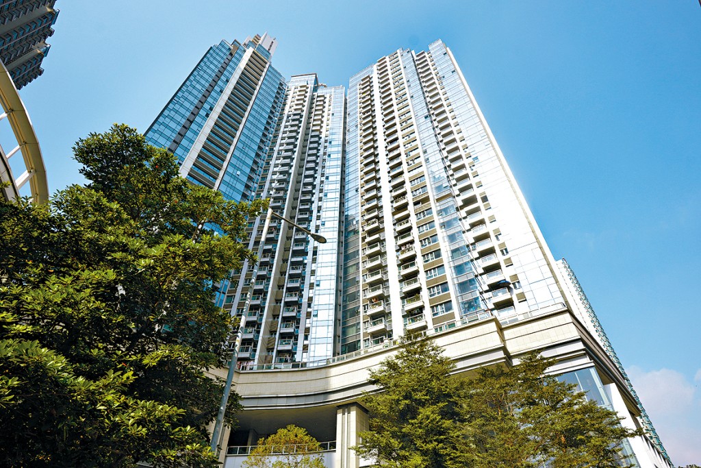 奧運站瓏璽6B座低層C室以每月7萬元租出。
