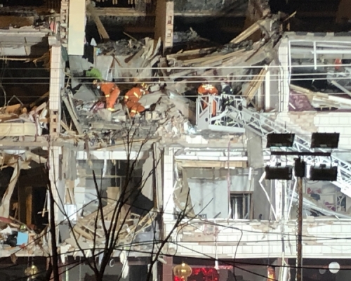 消防繼續搜救。網上圖片