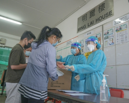 曾到豐年樓1C單位、寶達邨達怡樓及彩雲邨明麗樓人士需強制檢測。資料圖片