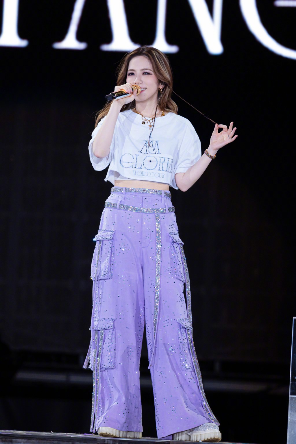 邓紫棋演唱会因中考改期。微博@GEM邓紫棋 邓紫棋演唱会因中考改期。微博@GEM邓紫棋