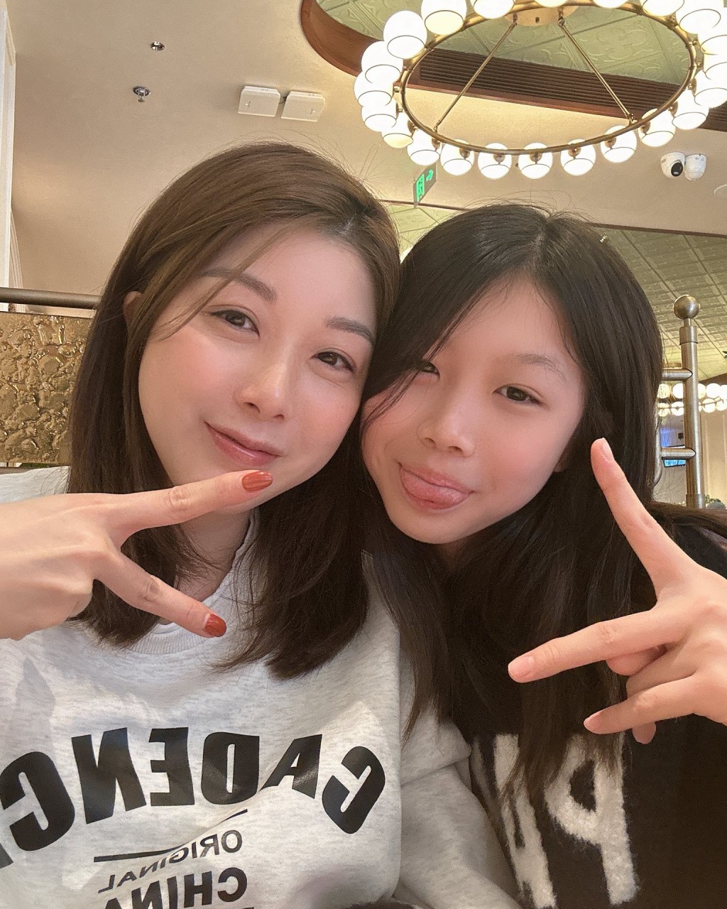 胡家惠的女兒發聲撐媽咪。 胡家惠的女兒發聲撐媽咪。