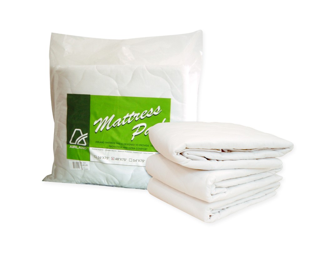 雅蘭雲盈舒適牀褥系列牀褥/原價$5,860至$12,960，現以65折發售，凡購買此牀褥1張，可獲贈3D舒適枕及牀褥保護墊（如圖），數量有限，送完即止。（Aeon）
