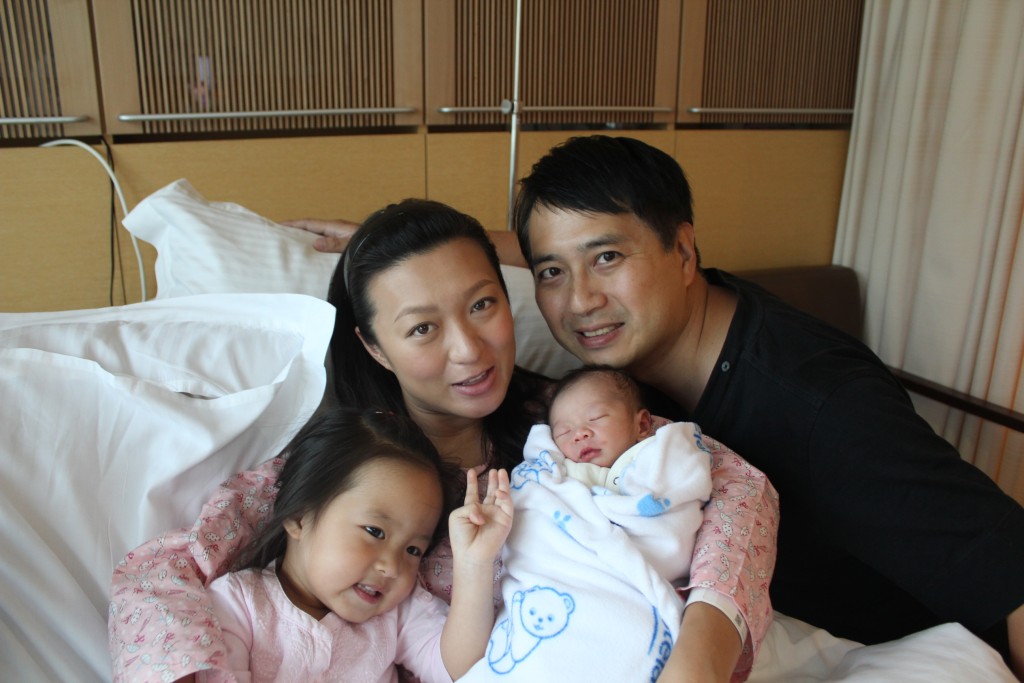 姚嘉妮與林祖輝先後誕下一女一子，湊夠個「好」字。