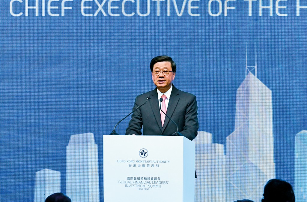 行政長官李家超指出，香港正在全球舞台上大放異彩。