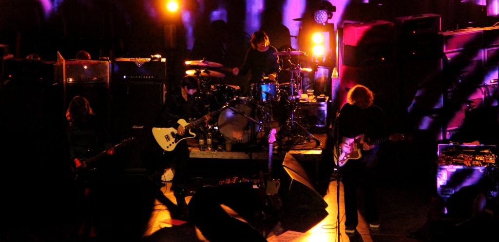 愛爾蘭 shoegaze 神級殿堂 MY BLOODY VALENTINE 愛爾蘭 shoegaze 神級殿堂 MY BLOODY VALENTINE