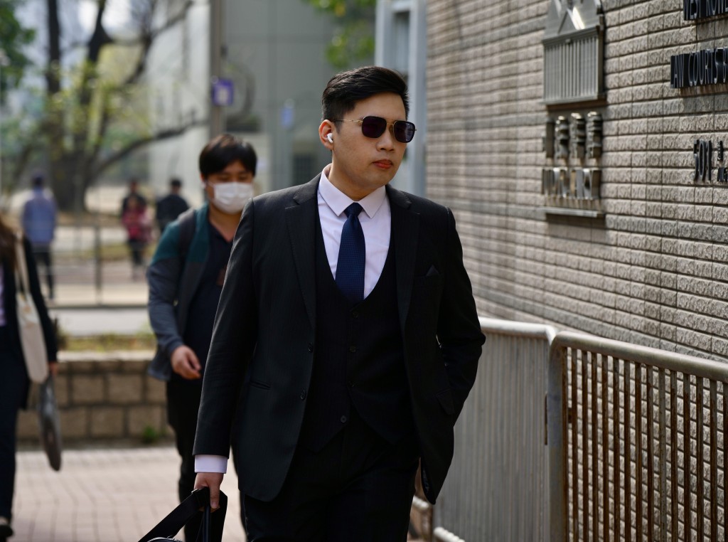 支聯會案辯方大律師胡栢昌。 支聯會案辯方大律師胡栢昌。