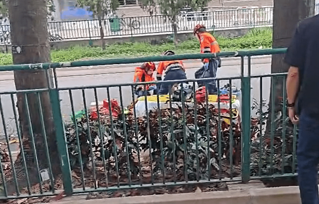 傷者在場接受治療。fb：車cam L（香港群組）