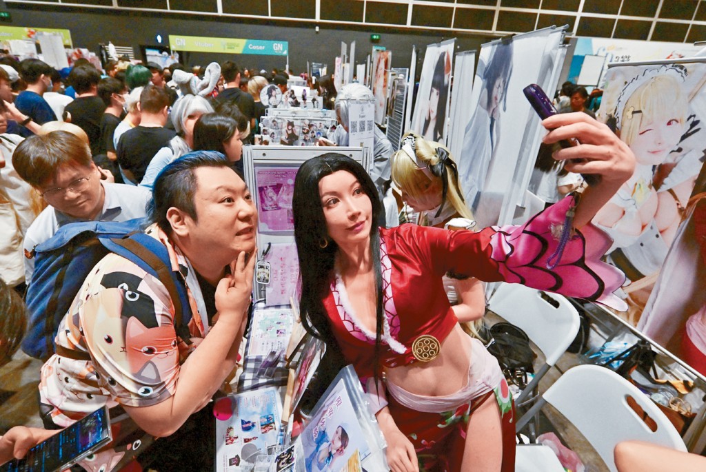 入場今年有新安排，如Cosplayer及攝影師要進入指定專區拍攝，Cosplayer要付20元、攝影師則要付80元 。