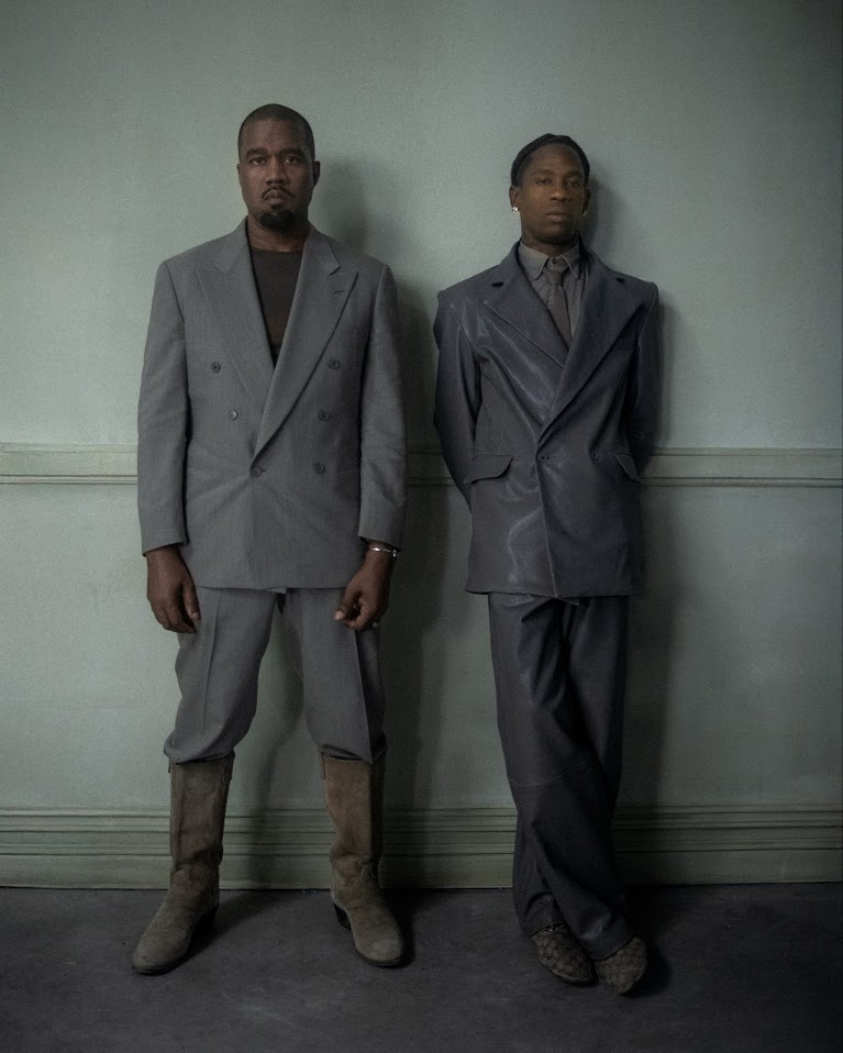 Kanye積極籌備回歸樂壇,甚至力邀另一饒舌天王Travis Scott合作新歌《FATHER》。 Kanye積極籌備回歸樂壇,甚至力邀另一饒舌天王Travis Scott合作新歌《FATHER》。