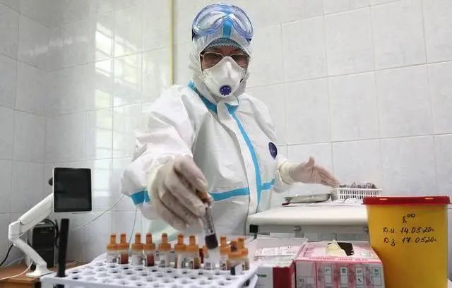 四川省成都市金牛區衛生健康局核酸數據綜合查詢系統採購項目也在12月6日宣告終止。
