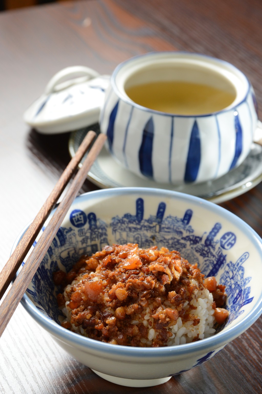 度小月的肉燥飯