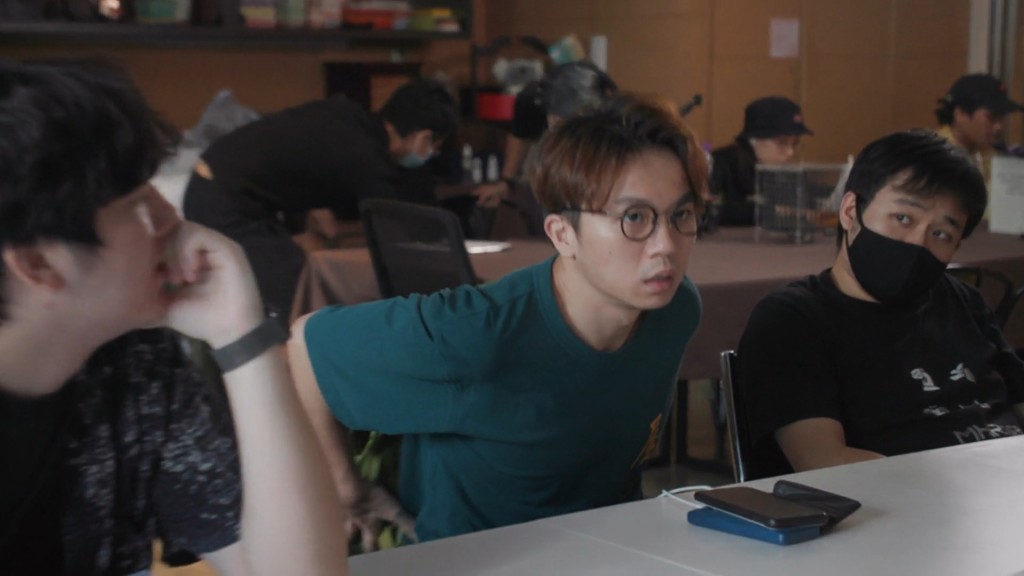 第一次開會Moley就遲大到。
