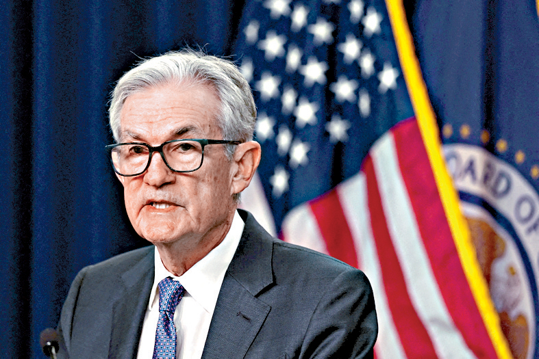 市場預期聯儲局維持利率不變，會後主席鮑威爾或主持他任內最後記者會。