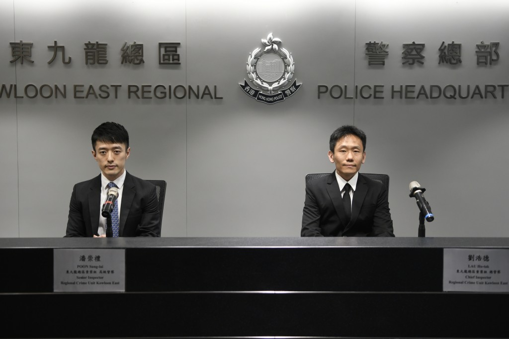 警方東九龍總區重案組總督察劉浩德(右)及高級督察潘崇禮(左)。 警方東九龍總區重案組總督察劉浩德(右)及高級督察潘崇禮(左)。