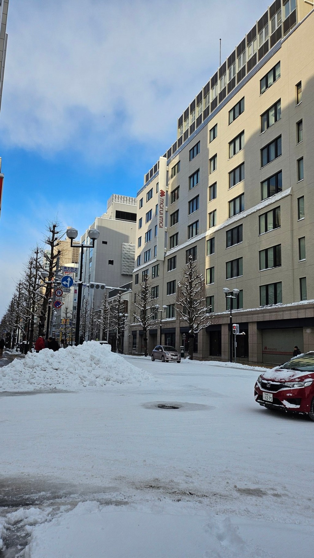 札幌跌至零下5.6°C，為該市入冬以來最低溫。（X@aidainjapan）