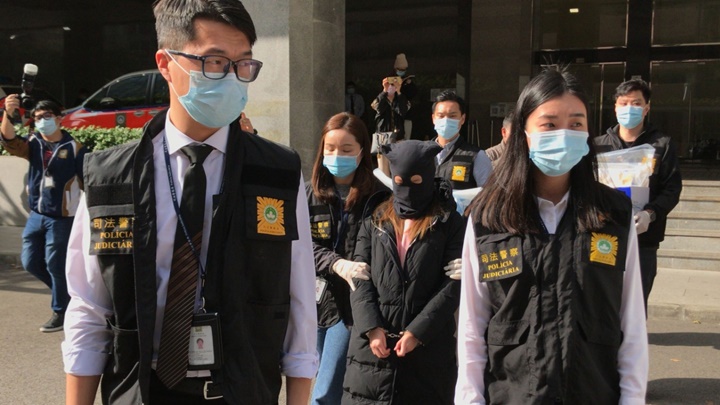 澳門拘捕一名本港女大學生,涉嫌與當地的電話騙案有關。