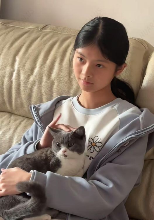 14歲的潘予優一向品學兼優。抖音@潘予優媽媽 14歲的潘予優一向品學兼優。抖音@潘予優媽媽