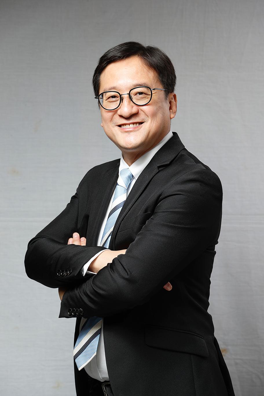 陳澤銘指,本港經濟結構正在改變,法律業界亦需轉型。受訪者供圖 陳澤銘指,本港經濟結構正在改變,法律業界亦需轉型。受訪者供圖