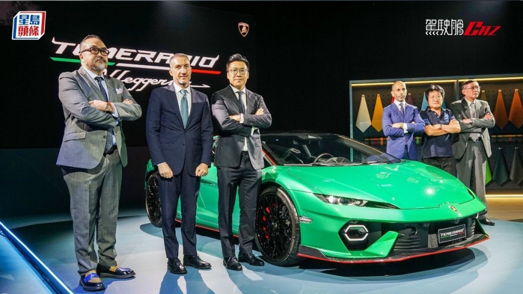 入替Huracán的全新第三代「細牛」Temerario正式在港發表，高性能混能超跑搭載萬轉V8雙Turbo引擎與3馬達插電混能四驅系統，馬力920ps，0-100km/h加速2.7秒，售價525萬港元起。