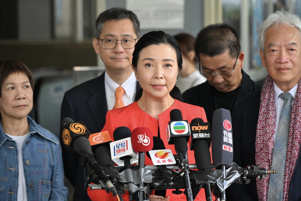 她表示，若當選會在工作和公職方面做出一個好的平衡。