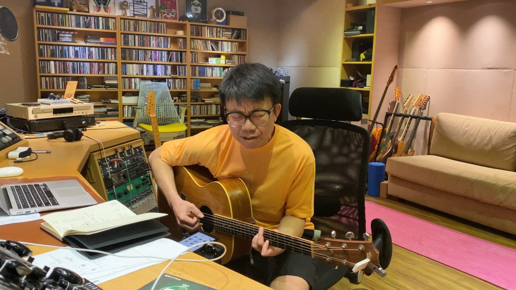 陳奐仁曾在訪問中表示，大部分音樂人的收入處於貧窮綫以下，他經過這幾次推出NFT的經驗後，確信NFT可成為音樂人的新收入來源。