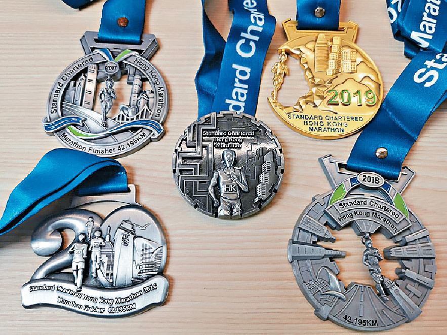 ■今年獎牌（中）沒印到舉辦年份。
