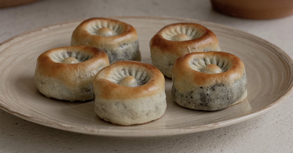 慶州特產「皇南餅」。 황남빵 慶州特產「皇南餅」。 황남빵