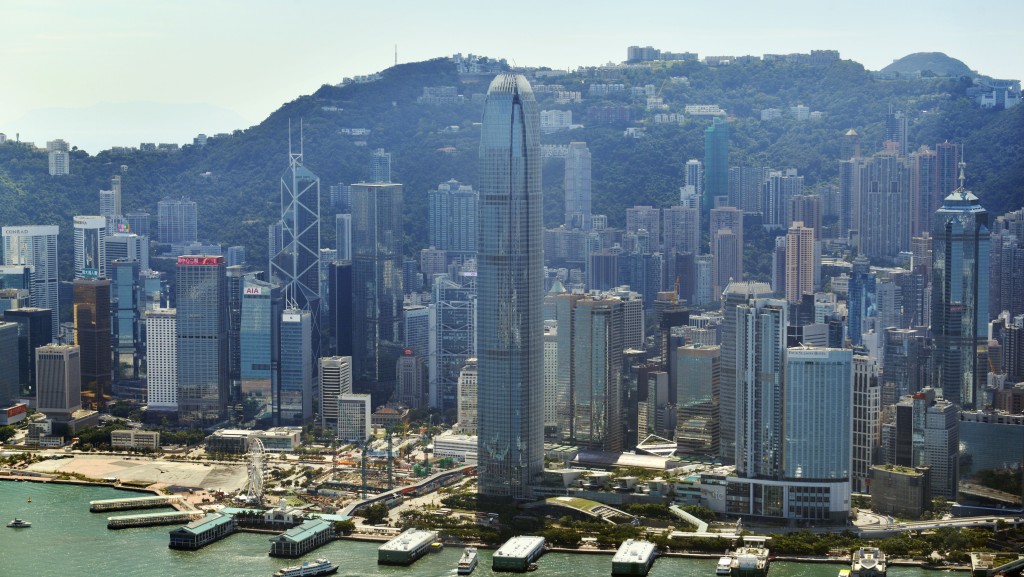 议员批中小企基金审批慢 陈百里：过往3年七成申请在30工作天内完成