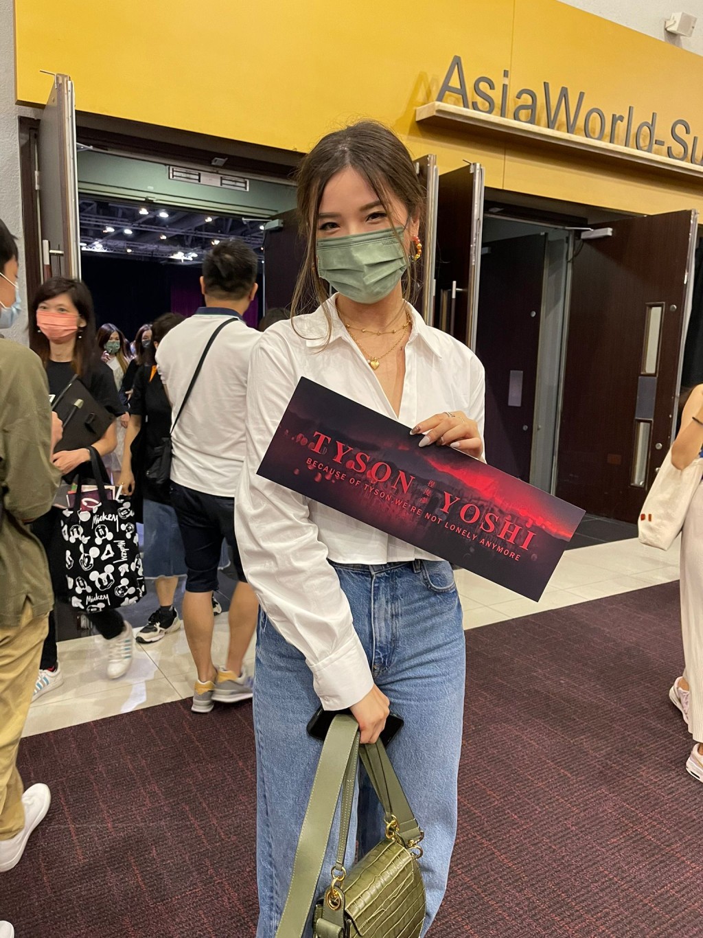 Tyson Yoshi的女友
